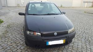 Fiat Punto Nacional1.9D Março/02 - à venda - Ligeiros
