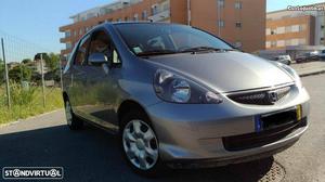 Honda Jazz COOL com AC Agosto/06 - à venda - Ligeiros