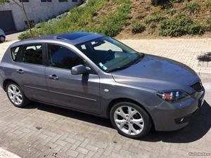 Mazda 3 MZ-CD 1.6 sport Março/07 - à venda - Ligeiros