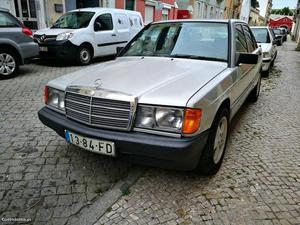 Mercedes-Benz E 1.8 Outubro/93 - à venda - Ligeiros