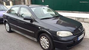 Opel Astra Sidan Dezembro/98 - à venda - Ligeiros