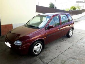 Opel Corsa 1.2 Dezembro/94 - à venda - Ligeiros