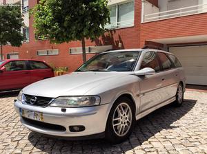 Opel Vectra 2.0 Dti Sport Julho/00 - à venda - Ligeiros