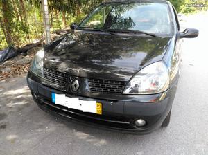 Renault Clio 1.5 dci 2 lugares Maio/02 - à venda -