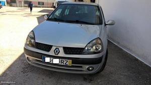 Renault Clio v Julho/01 - à venda - Ligeiros