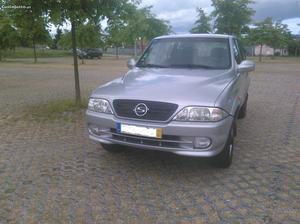 SsangYong Musso 2.3 TDi - 100 cv. Fevereiro/00 - à venda -