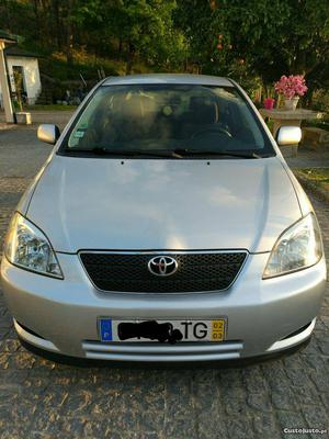 Toyota Corolla ED4D Março/03 - à venda - Ligeiros