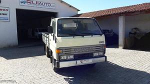 Toyota Dyna 150 Outubro/93 - à venda - Ligeiros