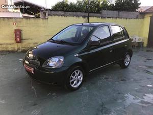 Toyota Yaris 1.0 VVT I Janeiro/00 - à venda - Ligeiros