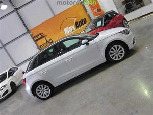 Audi A1 Sportback 1.6 TDi Advance S-Tronic