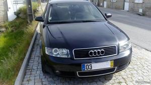 Audi A4 modelo sport avant Maio/03 - à venda - Ligeiros