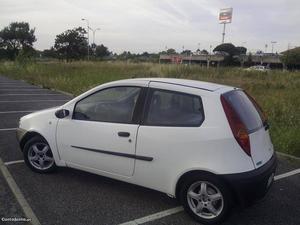 Fiat Punto 1.9d Novembro/01 - à venda - Comerciais / Van,