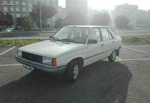 Renault 9 GTL - TROCO Maio/84 - à venda - Ligeiros