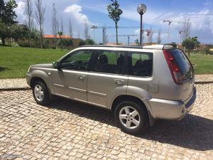 Nissan X-Trail 2.2 Setembro/05 - à venda - Pick-up/