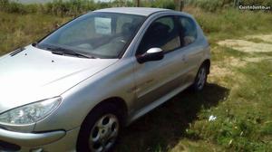 Peugeot  QUYKSILVER Março/02 - à venda - Ligeiros