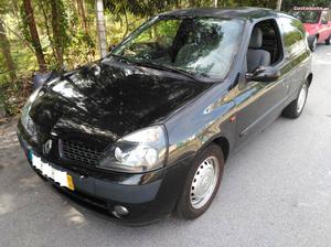 Renault Clio 1.5 dci - comercial Maio/02 - à venda -