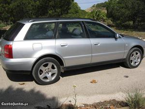 Audi A4 TDI 115 CV CARRINHA Abril/01 - à venda - Ligeiros