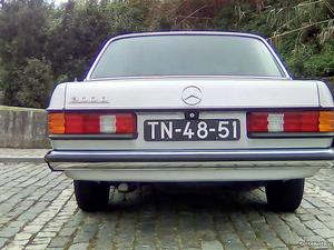 Mercedes-Benz 300 w123 Classico Abril/80 - à venda -