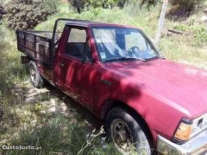 Nissan Pick Up 2.5 Fevereiro/85 - à venda - Pick-up/