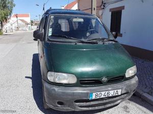 Nissan Vanette 2.2 Cargo Novembro/97 - à venda - Ligeiros