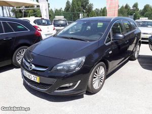 Opel Astra ST 1.7 CDTi Cosmo Março/13 - à venda - Ligeiros