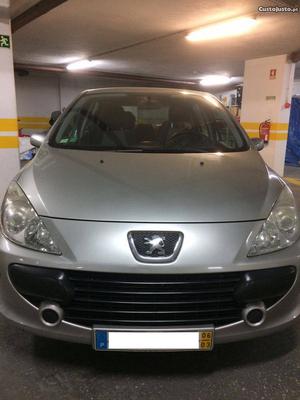 Peugeot  HDi Exectv90cv5p Março/06 - à venda -