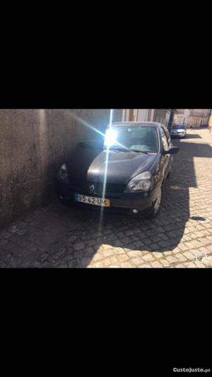 Renault Clio 1.5 DCI Janeiro/03 - à venda - Comerciais /