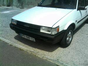 Toyota Corolla v Janeiro/87 - à venda - Ligeiros