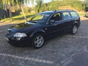 VW Passat 1.9 TDI 130cv Abril/02 - à venda - Ligeiros