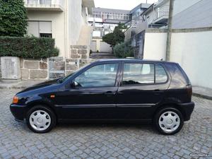 VW Polo d.assistida Julho/99 - à venda - Ligeiros