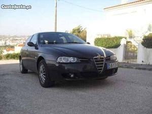 Alfa Romeo 156 SW JTD Abril/04 - à venda - Ligeiros