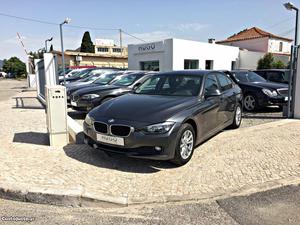 BMW 318 d 143cv Março/13 - à venda - Ligeiros Passageiros,