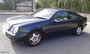 Mercedes-Benz CLK 320 Coupe Maio/01 - à venda -