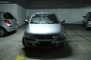 Opel Corsa v Maio/04 - à venda - Ligeiros