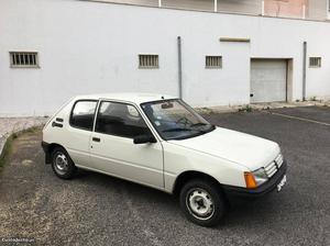 Peugeot 205 Junior Outubro/89 - à venda - Ligeiros