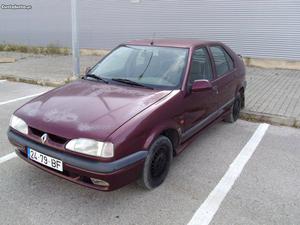 Renault 19 RTI 1.4i 80cv Novembro/92 - à venda - Ligeiros