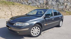 Renault Laguna kms Julho/02 - à venda - Ligeiros