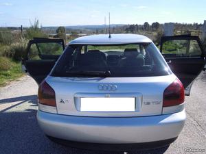 Audi A3 sportback 1.9 TDI Junho/99 - à venda - Ligeiros