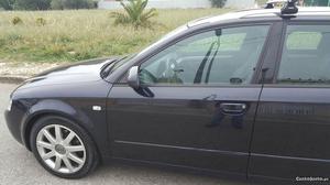 Audi A4 S. line.130cv Novembro/03 - à venda - Ligeiros