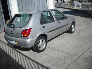 Ford Fiesta 5 PORTAS Agosto/98 - à venda - Ligeiros