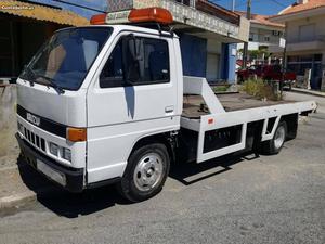 Isuzu NKR 3.3 D Fevereiro/92 - à venda - Comerciais / Van,