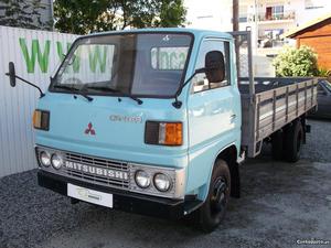 Mitsubishi Pick Up Canter FE 110 ELYG Junho/83 - à venda -