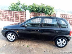 Opel Corsa v Dezembro/99 - à venda - Ligeiros