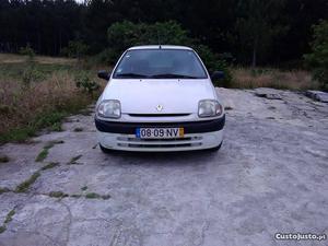 Renault Clio 1.2 Julho/99 - à venda - Ligeiros Passageiros,