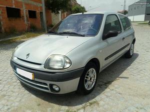 Renault Clio 1.2 RT GPL Maio/98 - à venda - Ligeiros