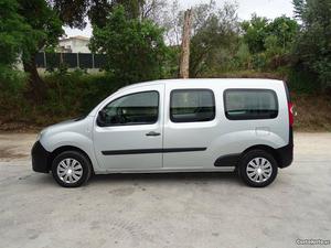 Renault Kangoo 1.5 dci Maxi 5 lug Abril/11 - à venda -