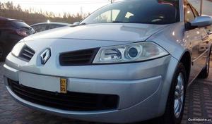 Renault Mégane Estado novo Junho/07 - à venda - Ligeiros