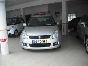 Suzuki Swift DDIS Abril/08 - à venda - Ligeiros