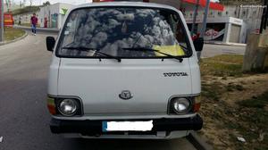 Toyota HiAce LH20 CC  lgrs Agosto/82 - à venda -