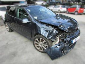 VW Golf 5 2.0TDI - Salvado Fevereiro/06 - à venda -